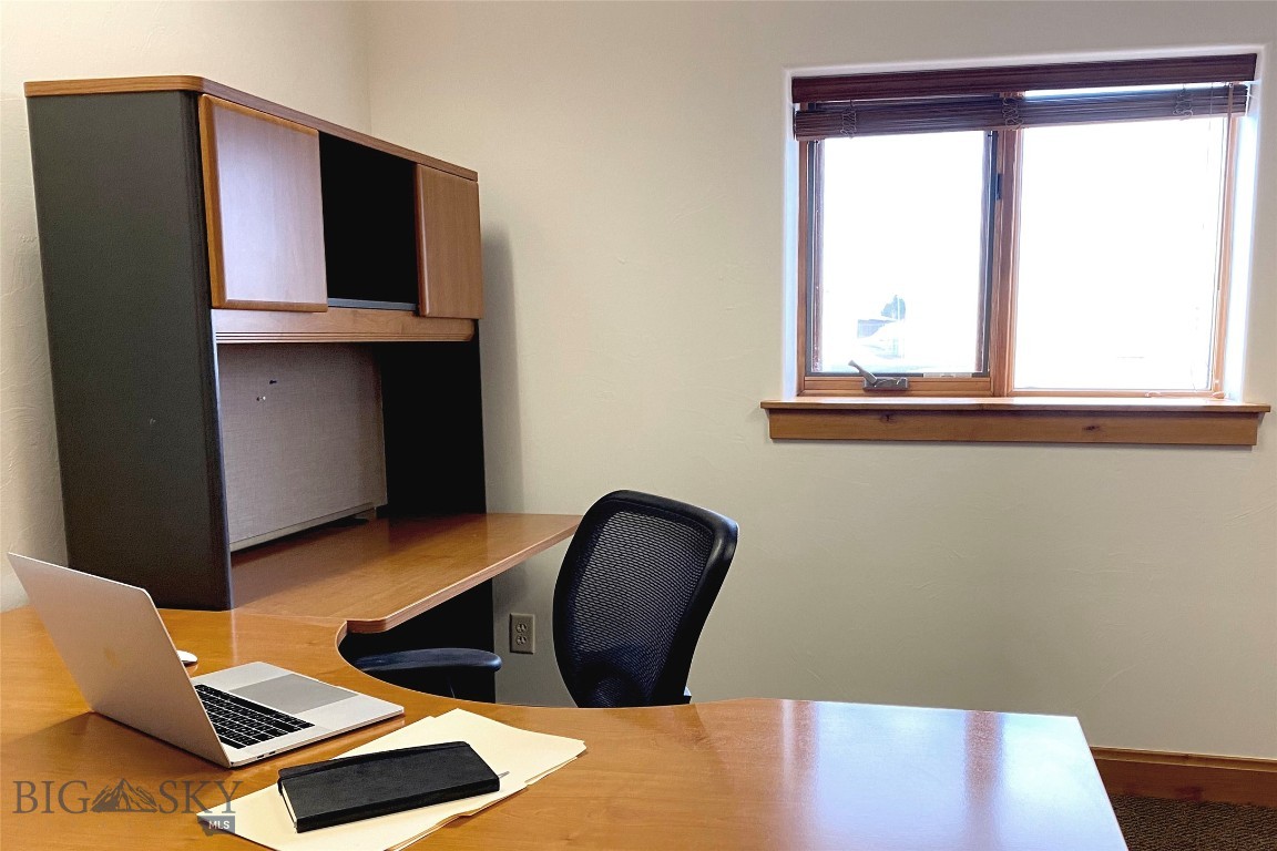 Cougar Park - Commercial Lease