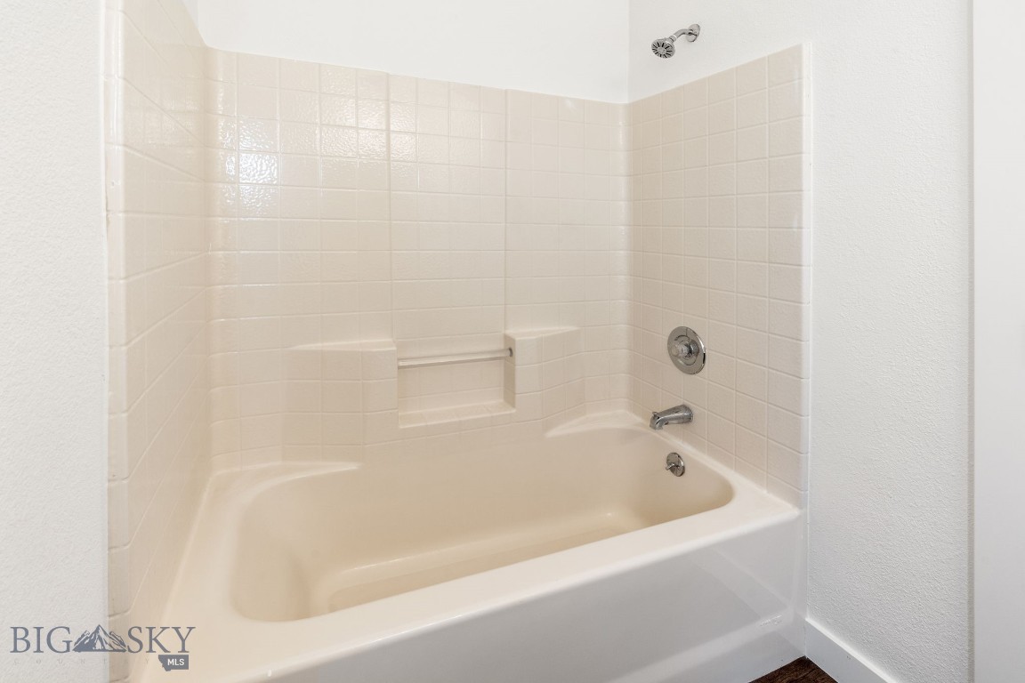 Bon Marron - Residential