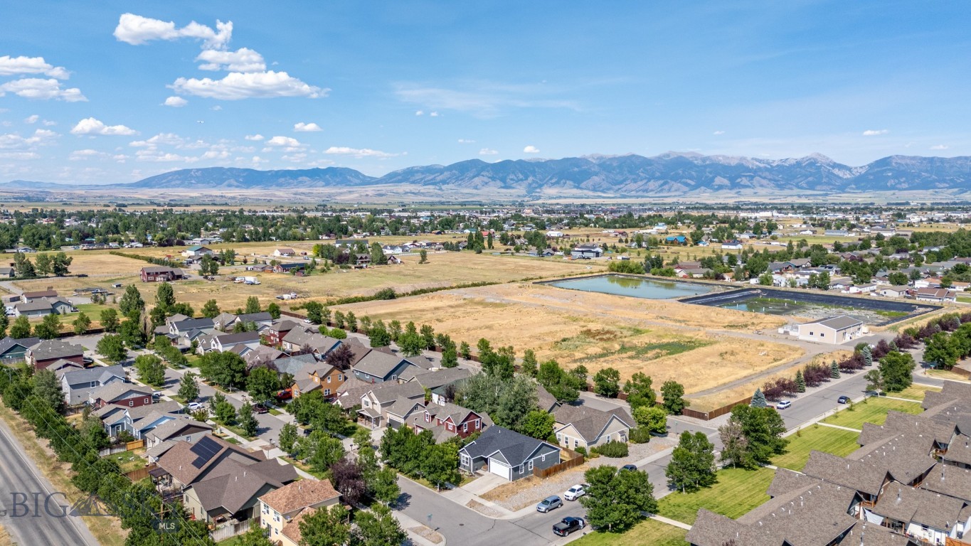 River Rock and Royal Village - Residential