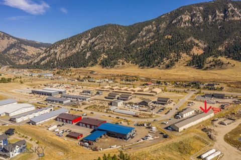 134 Running Iron Road Gallatin Gateway MT 59730