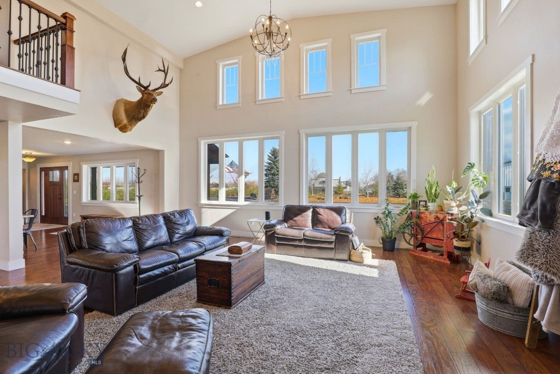 646 Hulbert Road W