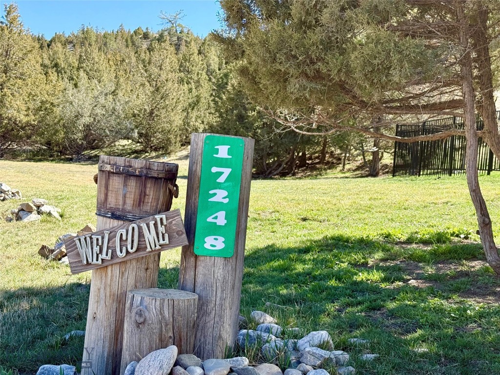 Ponderosa Pines - Residential