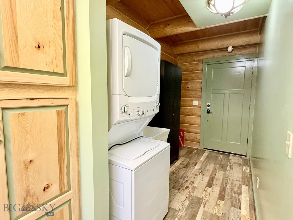 Ponderosa Pines - Residential