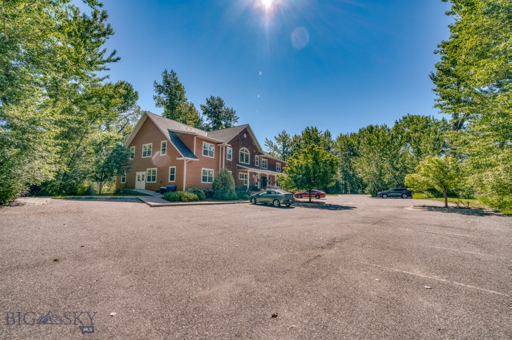 Galactic Park - Commercial Sale