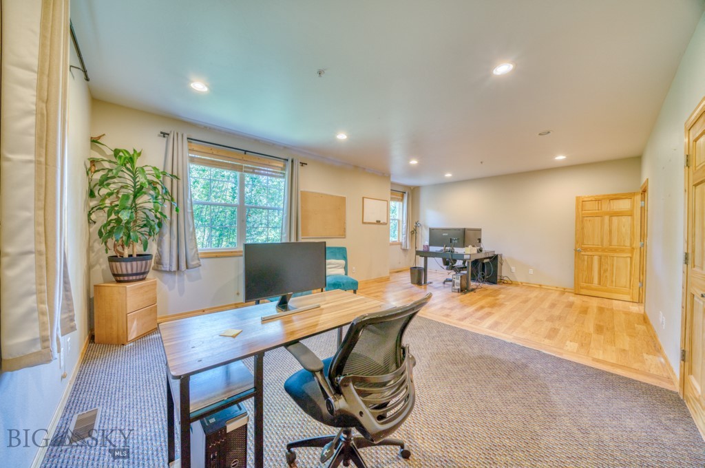 Galactic Park - Commercial Sale