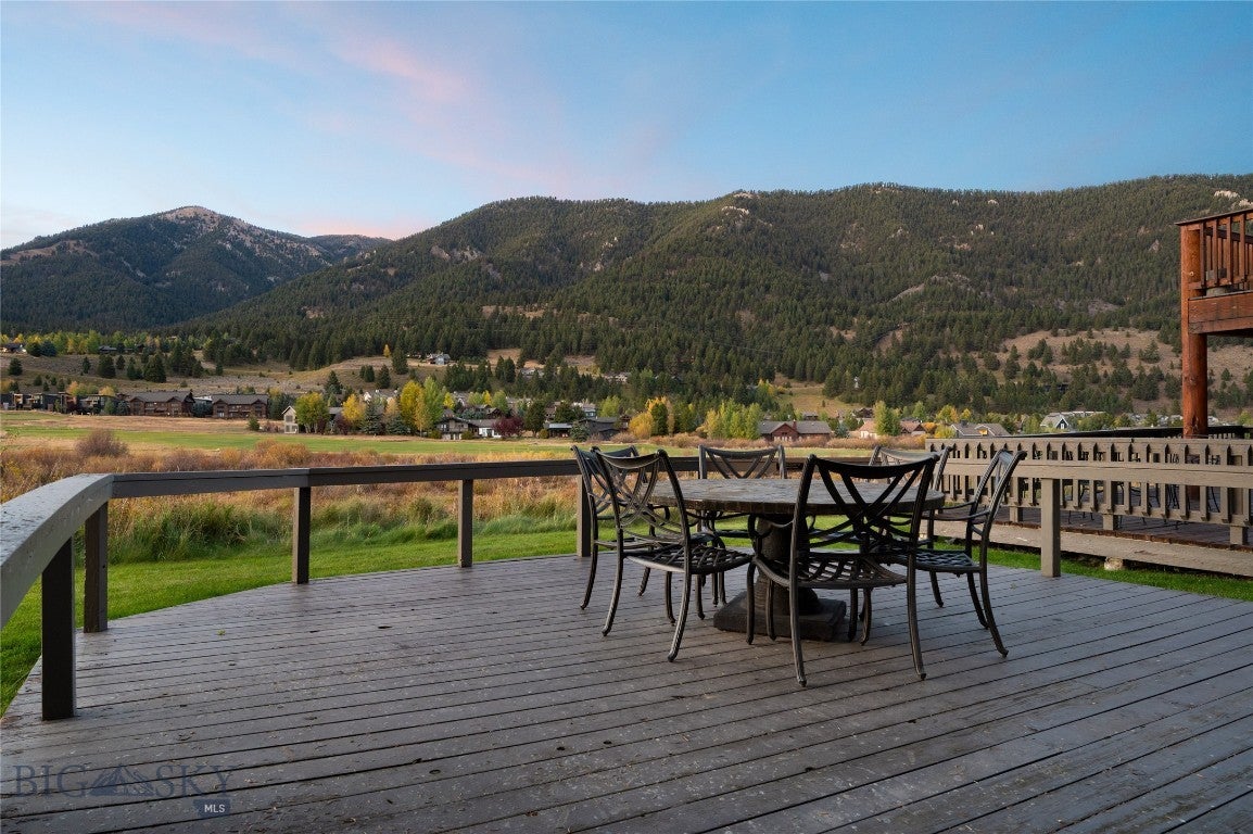 2225 Black Otter Road 48