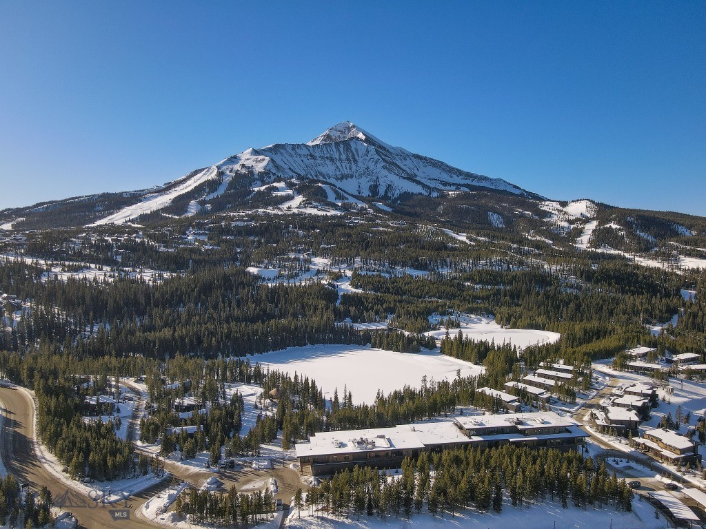 LakeLodge Residences - Residential