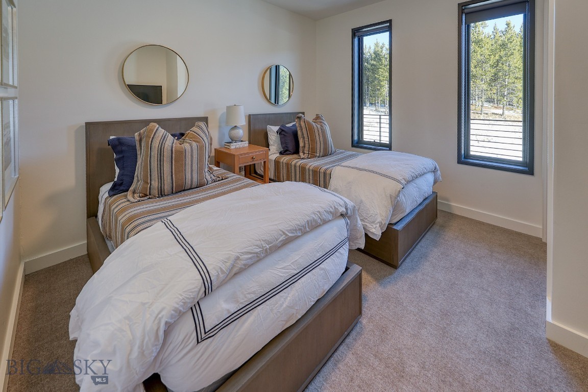 LakeLodge Residences - Residential