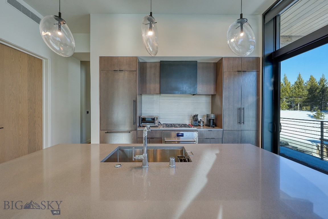 LakeLodge Residences - Residential