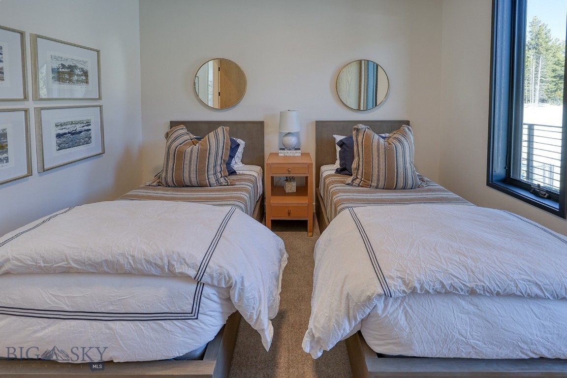 LakeLodge Residences - Residential