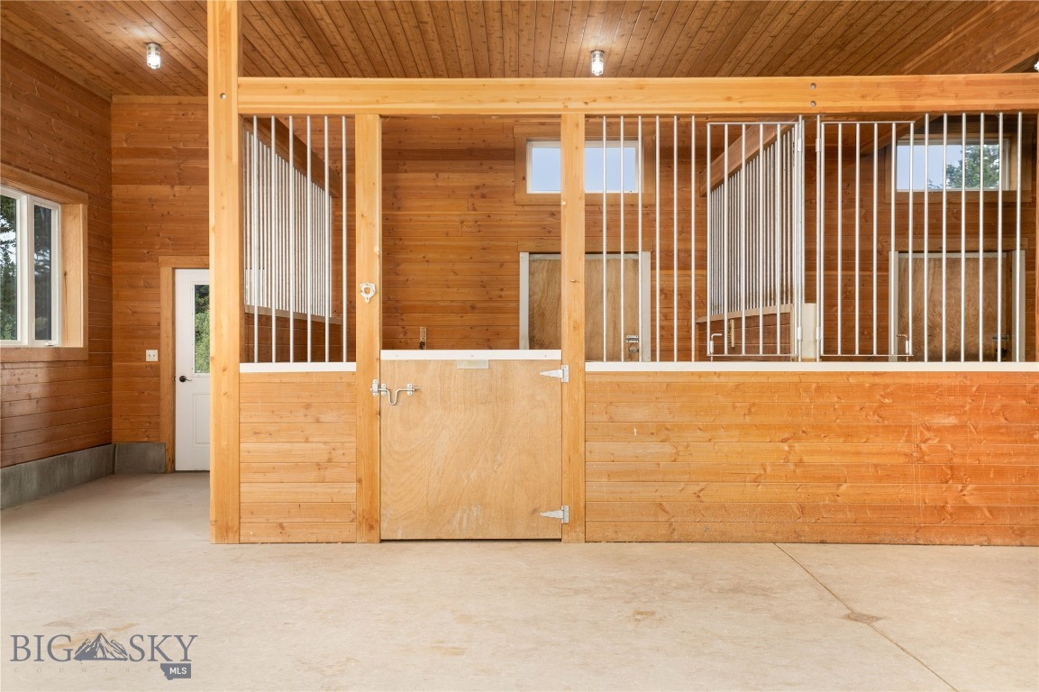 North Pass Ranches - Residential