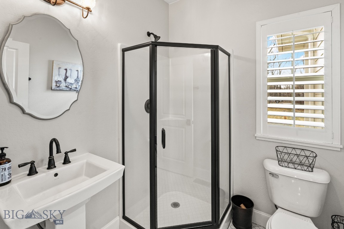 Bozeman, Montana 59715, United States, 4 Bedrooms Bedrooms, ,4 BathroomsBathrooms,Residential,Contingent,60542