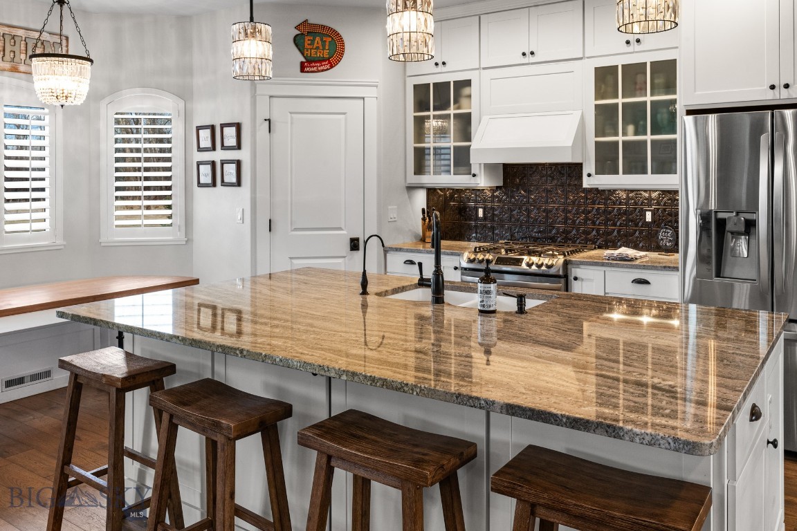 Bozeman, Montana 59715, United States, 4 Bedrooms Bedrooms, ,4 BathroomsBathrooms,Residential,Contingent,60542