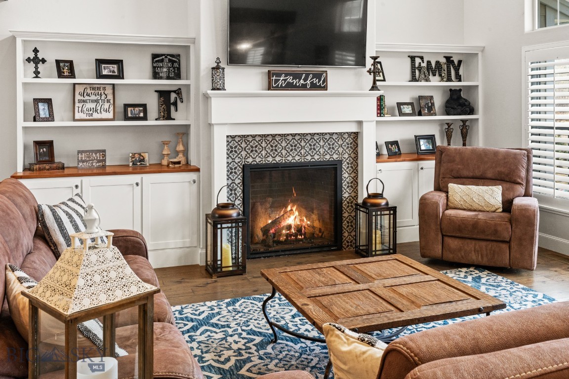 Bozeman, Montana 59715, United States, 4 Bedrooms Bedrooms, ,4 BathroomsBathrooms,Residential,Contingent,60542