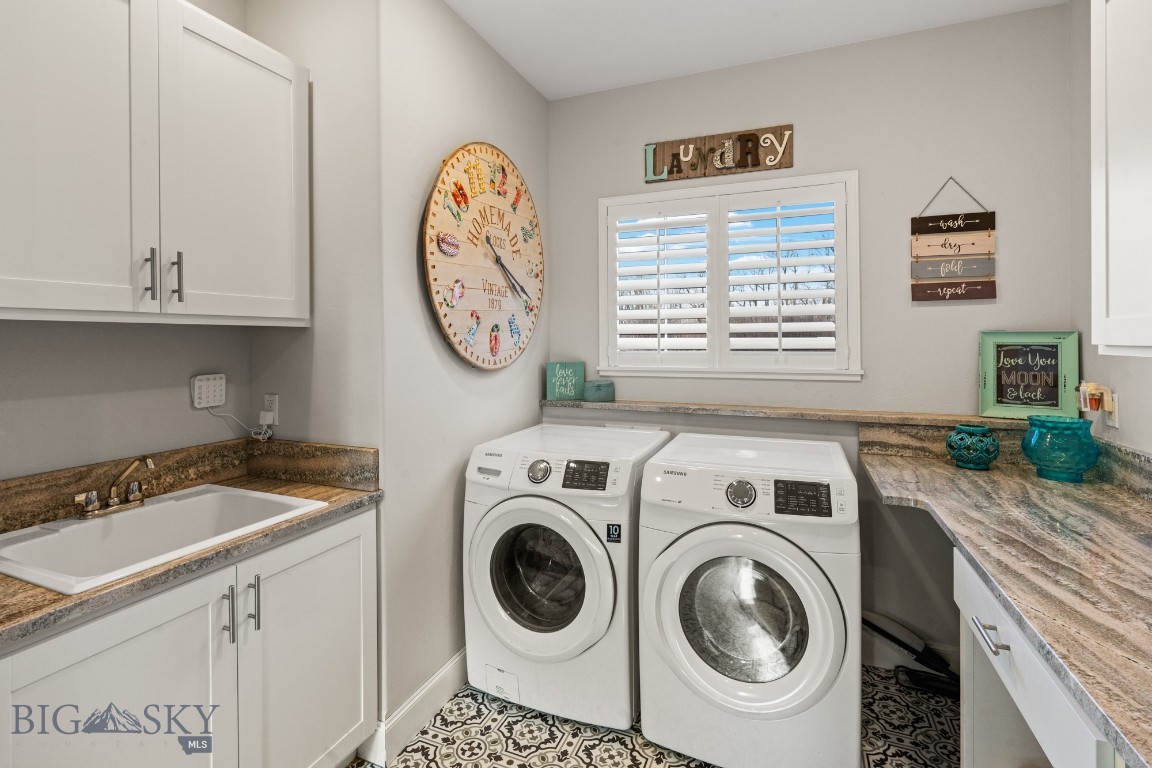 Bozeman, Montana 59715, United States, 4 Bedrooms Bedrooms, ,4 BathroomsBathrooms,Residential,Contingent,60542