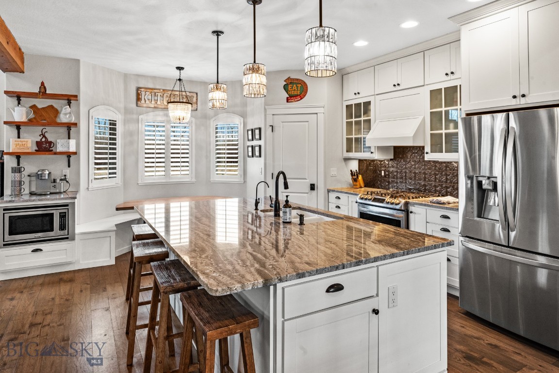 Bozeman, Montana 59715, United States, 4 Bedrooms Bedrooms, ,4 BathroomsBathrooms,Residential,Contingent,60542