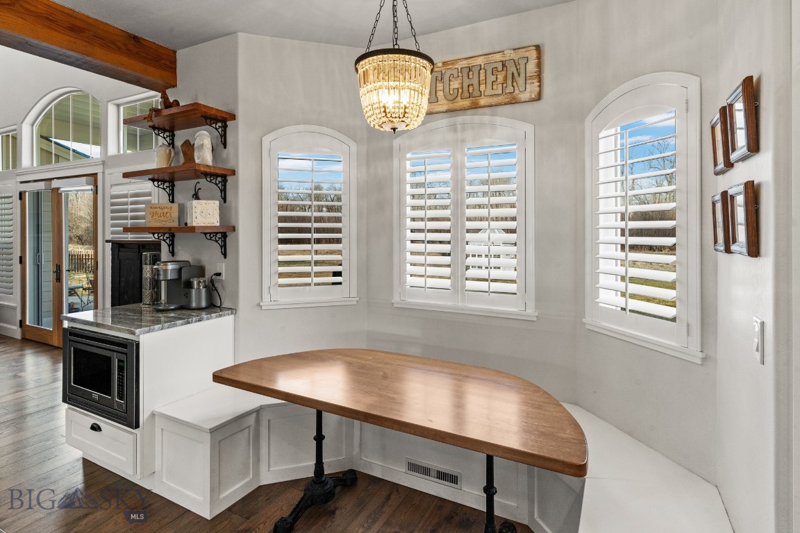 Bozeman, Montana 59715, United States, 4 Bedrooms Bedrooms, ,4 BathroomsBathrooms,Residential,Contingent,60542