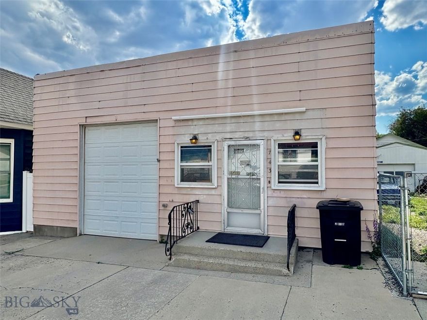 Cozy 2 bedroom, 1 bath home featuring an attached 1 car garage and a low maintenance yard. Inside, you'll find comfortable layout for everyday living. Whether you are looking for your first home or an investment, this property offers a wonderful opportunity at an affordable price.