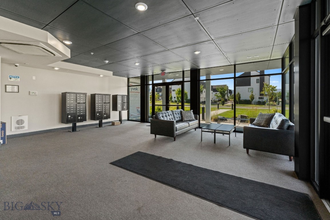 Bozeman, Montana 59718, United States, 1 Bedroom Bedrooms, ,1 BathroomBathrooms,Residential,Pending,180565