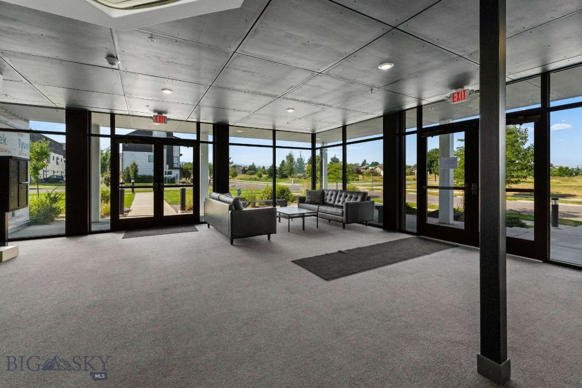 Bozeman, Montana 59718, United States, 1 Bedroom Bedrooms, ,1 BathroomBathrooms,Residential,Pending,180565