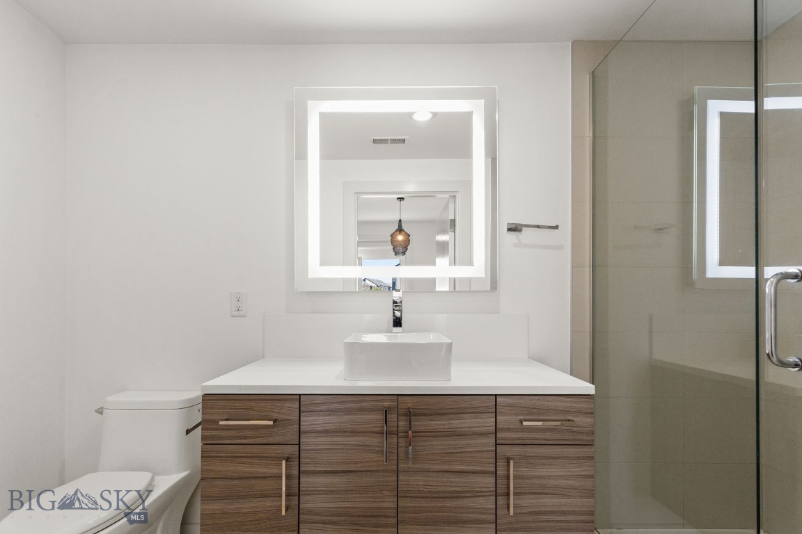 Bozeman, Montana 59718, United States, 1 Bedroom Bedrooms, ,1 BathroomBathrooms,Residential,Pending,180565