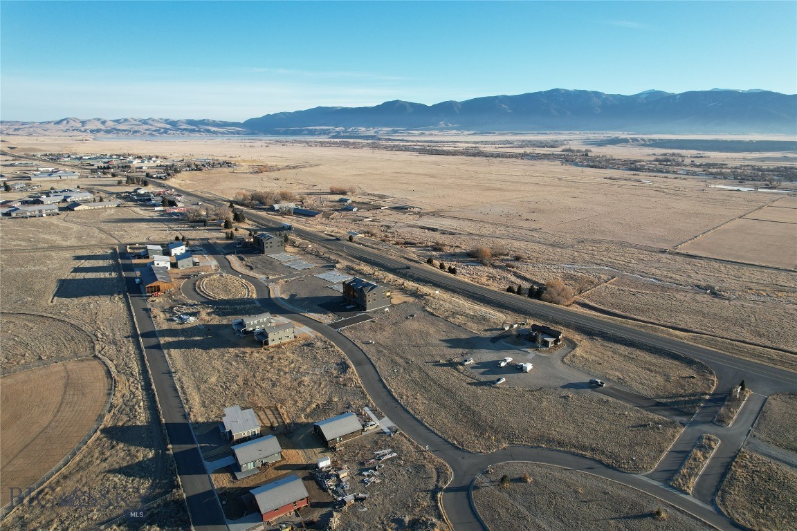 Lots 2, 3, 4 and 6, Block 5, North Forty