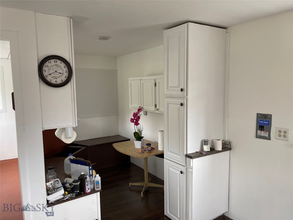 10 Lower Rader Creek Road