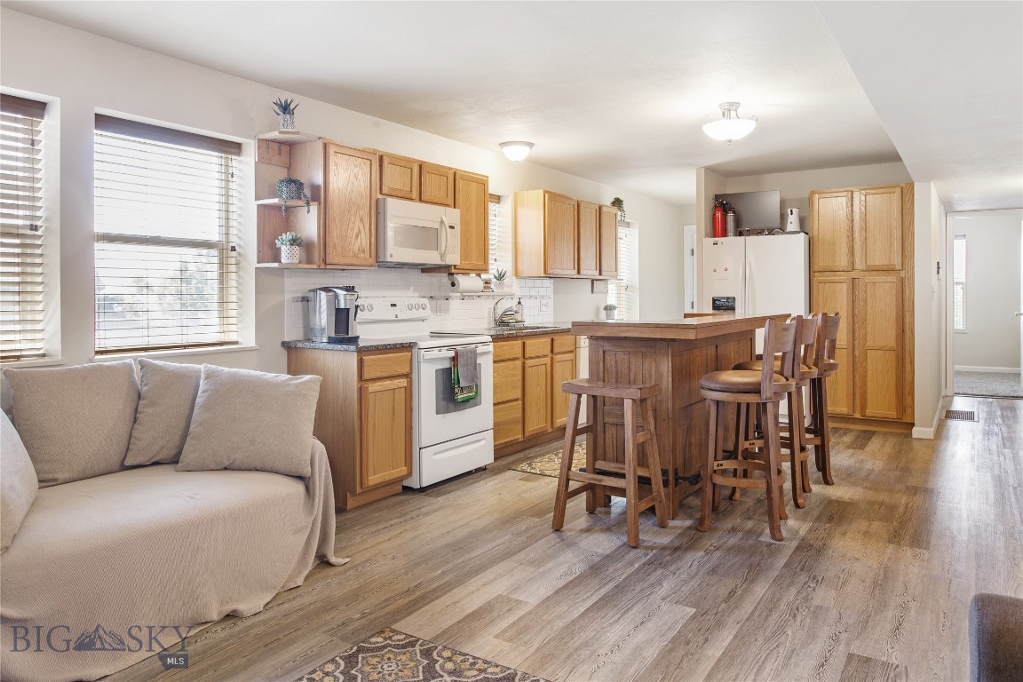 Butte, Montana 59701, United States, 4 Bedrooms Bedrooms, ,2 BathroomsBathrooms,Residential,Contingent,157719