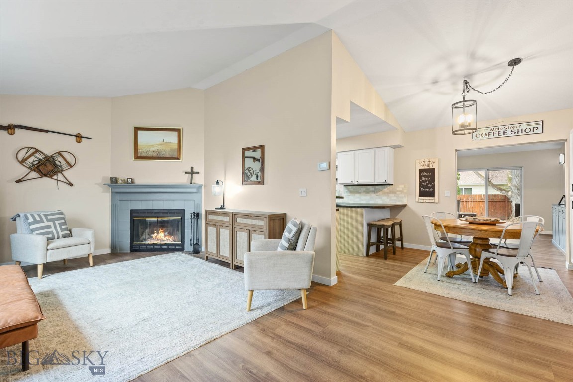 307 N Sheridan Avenue