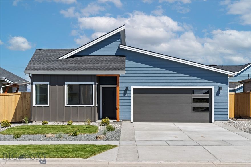 The 1,518 square foot Elkhorn lives beyond its mid-sized floor plan. Featuring a contemporary architectural design, the front door opens to a
spacious foyer with a nearby bedroom that could easily serve as a home office. The open kitchen displays ample counter space, a pantry, and a
generously sized island. The living room and dining area enjoy adjoining a patio. The spacious and private primary bedroom suite boasts a dual
vanity bathroom with a fiberglass standup shower and an oversized walk-in closet. The second bedroom is nearby the laundry room as well, rounding
out this well-planned home.