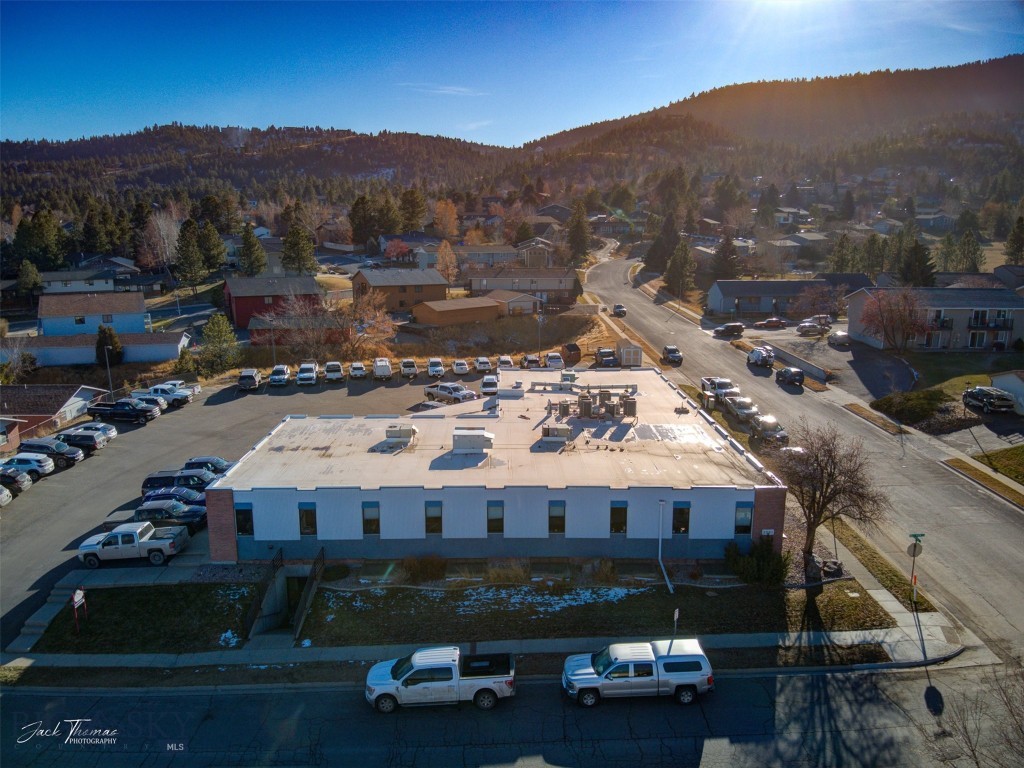 2501 Belt View Drive