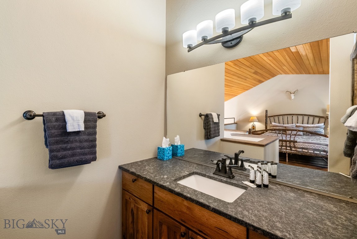 Big Sky Hidden Village Condo - Residential