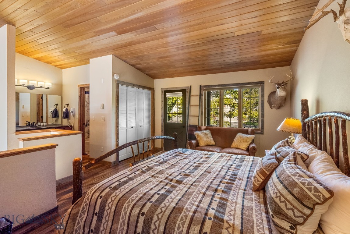 Big Sky Hidden Village Condo - Residential