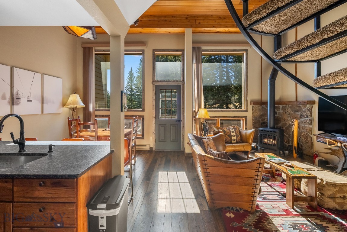 Big Sky Hidden Village Condo - Residential