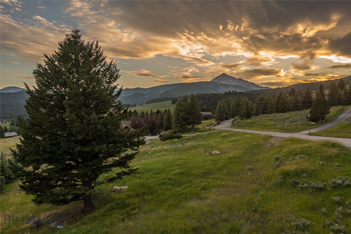 Sweetgrass Hill - Land