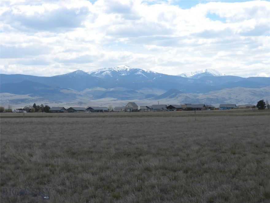 FLY IN---FLY OUT! 1.15 ACRES WITHIN EASY DISTANCE OF YOUR OWN PRIVATE RUNWAY! THIS PROPERTY INCLUDES SPECTACULAR VIEWS WITH 360 DEGREE VIEWS OF THE SURROUNDING MOUNTAINS! BUILD YOUR NEW HOME OR HANGAR AND ENJOY. WHITEHALL IS AN EASY COMMUTE TO BOZEMAN, BUTTE, HELENA OR DILLON AND HAS ALL THE AMENITIES A SMALL TOWN CAN OFFER!