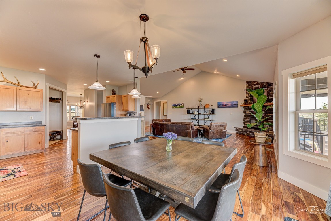 Helena, Montana 59635, United States, 6 Bedrooms Bedrooms, ,4 BathroomsBathrooms,Residential,Active,133808