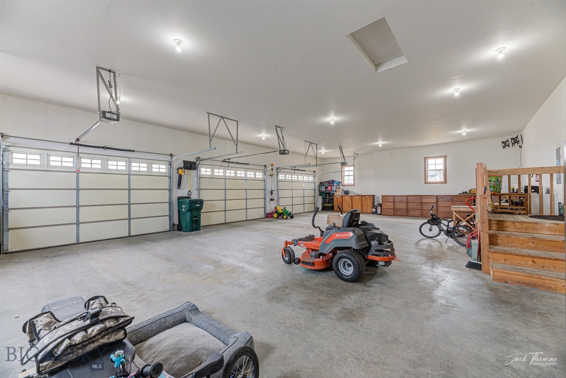 Helena, Montana 59635, United States, 6 Bedrooms Bedrooms, ,4 BathroomsBathrooms,Residential,Active,133808