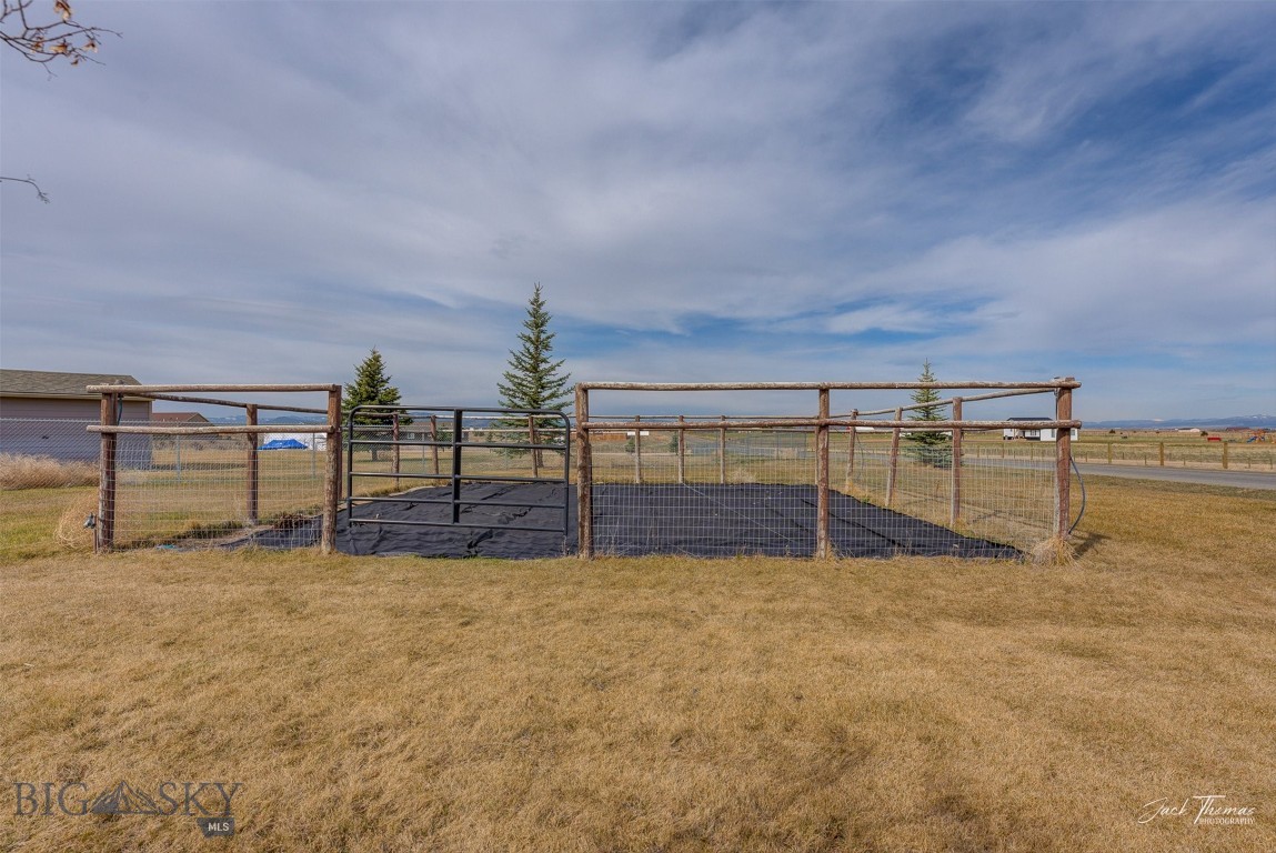 Helena, Montana 59635, United States, 6 Bedrooms Bedrooms, ,4 BathroomsBathrooms,Residential,Active,133808