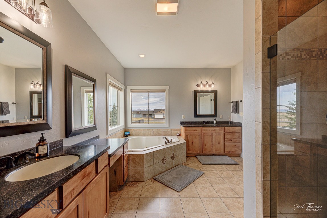 Helena, Montana 59635, United States, 6 Bedrooms Bedrooms, ,4 BathroomsBathrooms,Residential,Active,133808