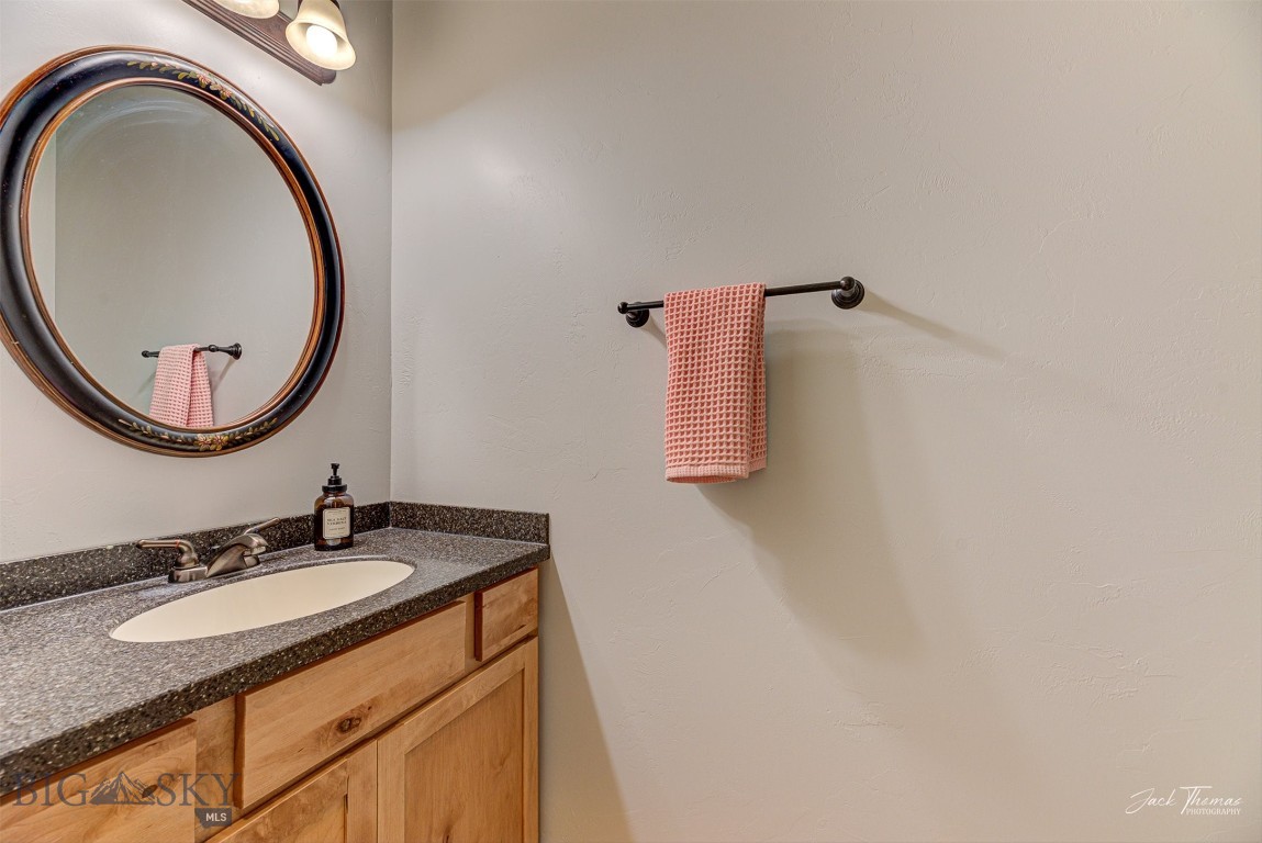 Helena, Montana 59635, United States, 6 Bedrooms Bedrooms, ,4 BathroomsBathrooms,Residential,Active,133808