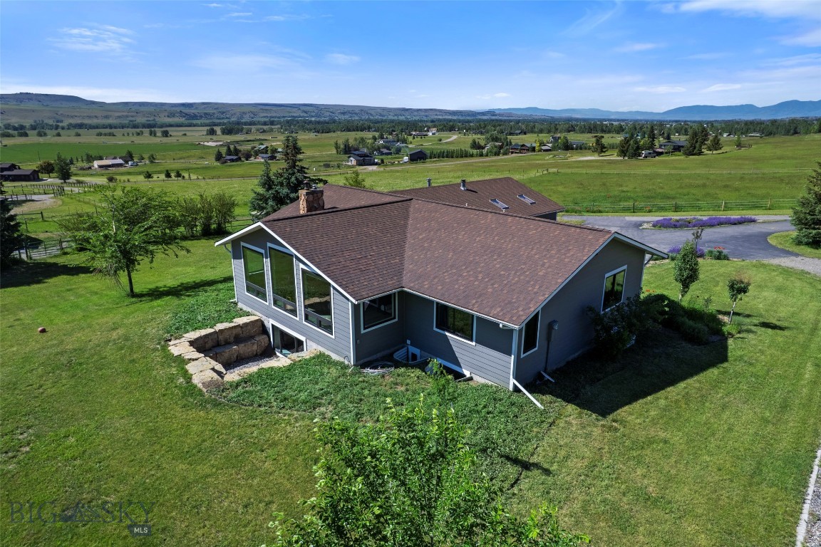 1080 Upper Tom Burke Road