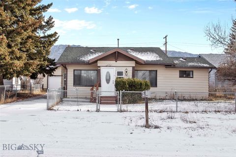 Photo of 1810 Thornton Avenue, Butte, MT 59701 (MLS # 407940)