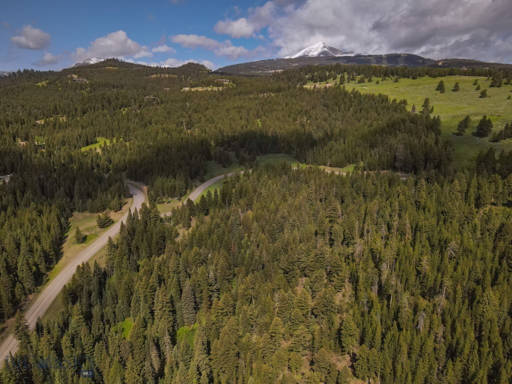 Ranches Neighborhood - Land