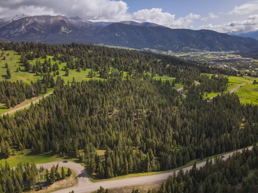 Ranches Neighborhood - Land