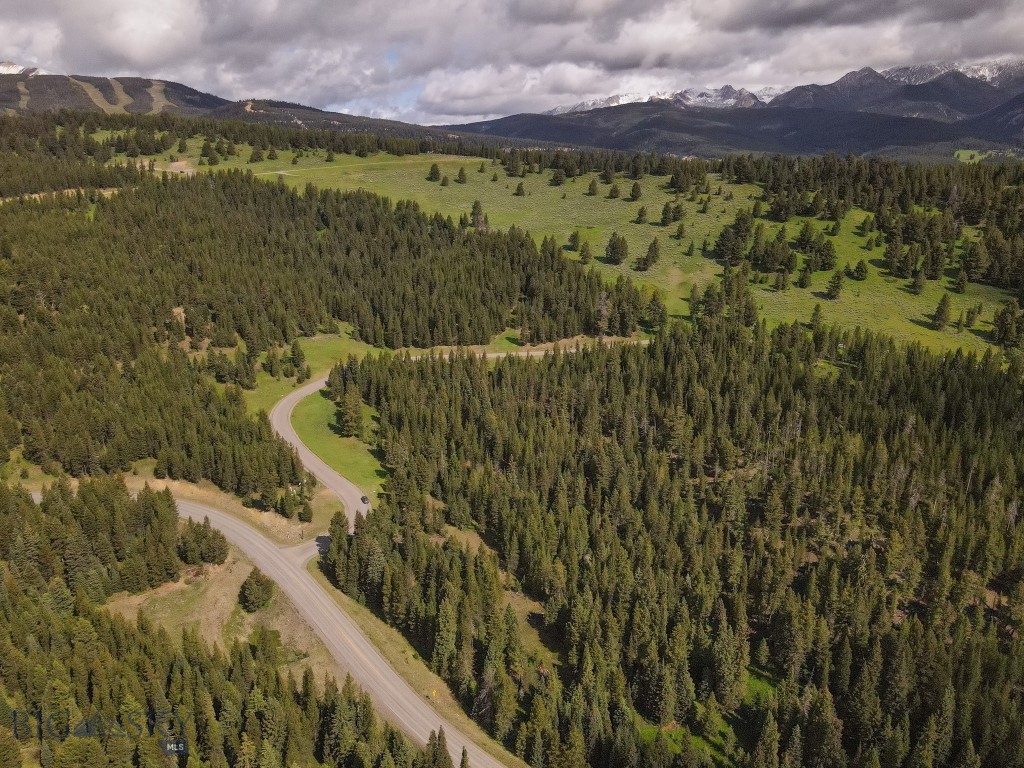 Ranches Neighborhood - Land