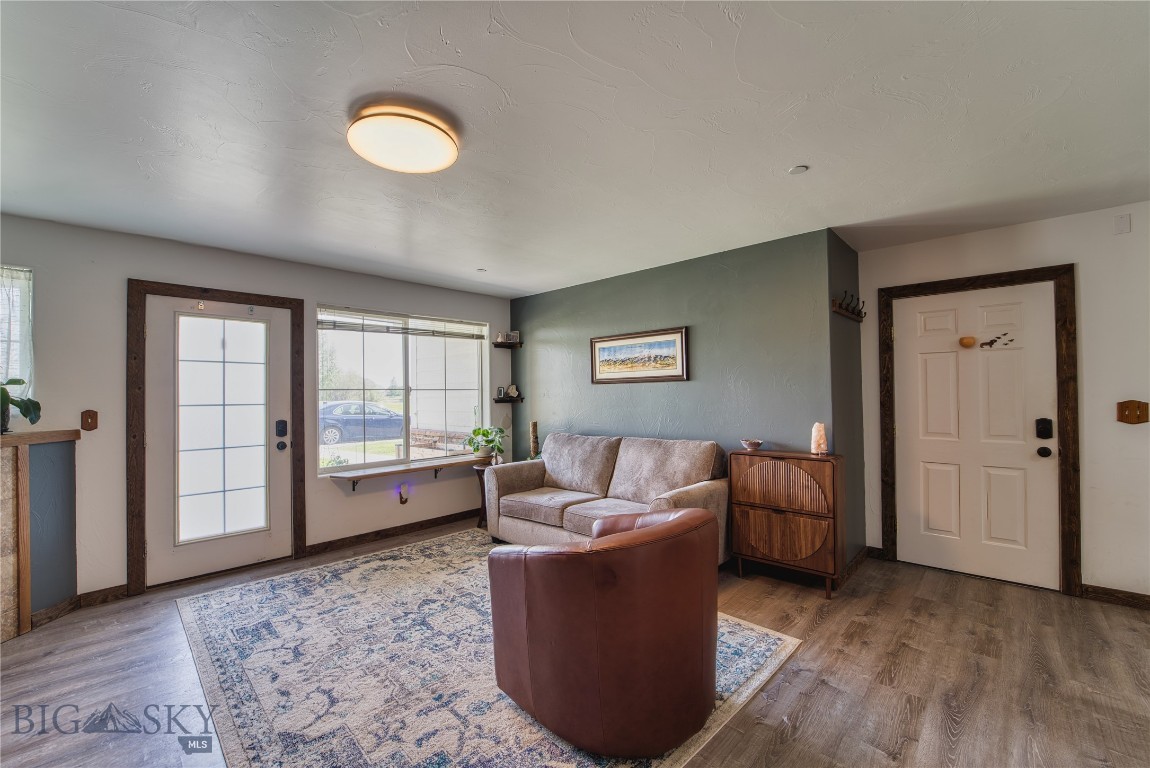 81 N Shore Drive 2