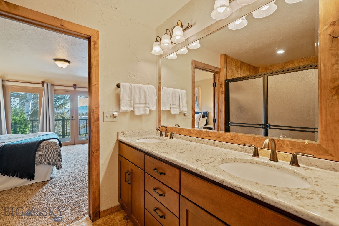 Highwood Est condo - Residential