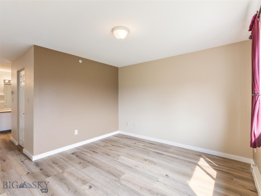 Big Sky, Montana 59716, United States, 2 Bedrooms Bedrooms, ,2 BathroomsBathrooms,Residential,Contingent,54573