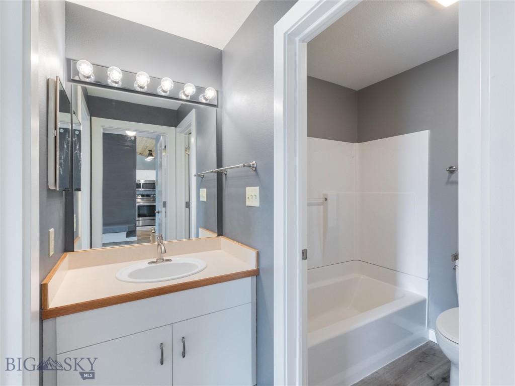 Big Sky, Montana 59716, United States, 2 Bedrooms Bedrooms, ,2 BathroomsBathrooms,Residential,Contingent,54573